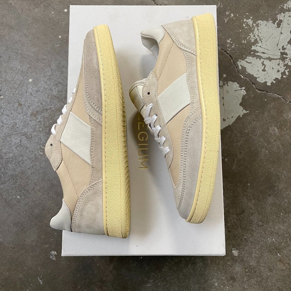 Collegium Pillar Court 2 Sneaker - NWB